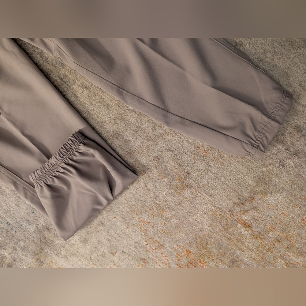 Under Armour Cargo Pants - Picture 6 of 14
